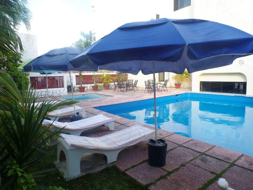 Ikaro Suites Cancun Luaran gambar
